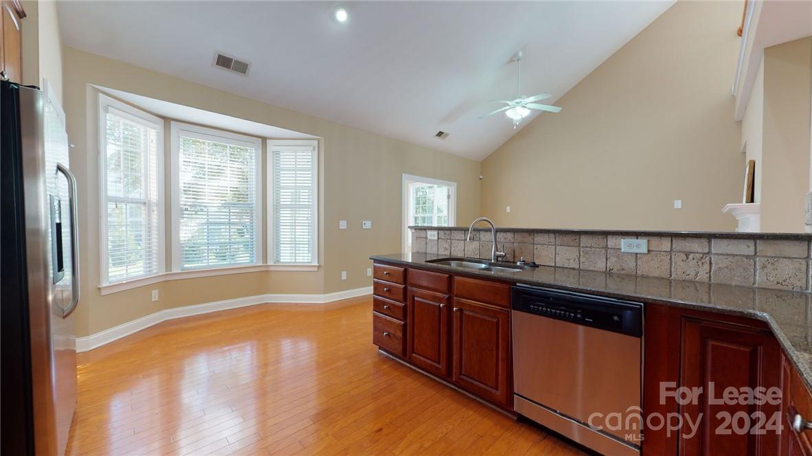 Highland Creek - Residential Lease