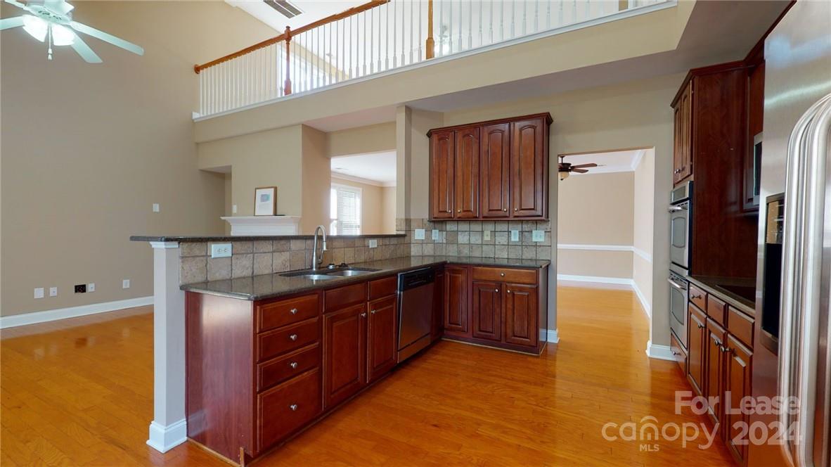 Highland Creek - Residential Lease