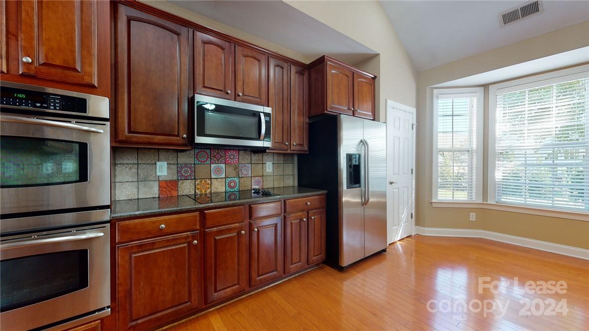 Highland Creek - Residential Lease