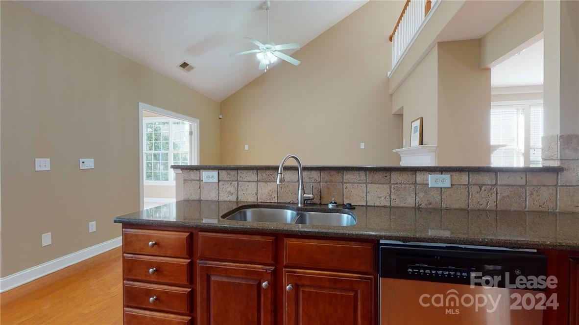 Highland Creek - Residential Lease