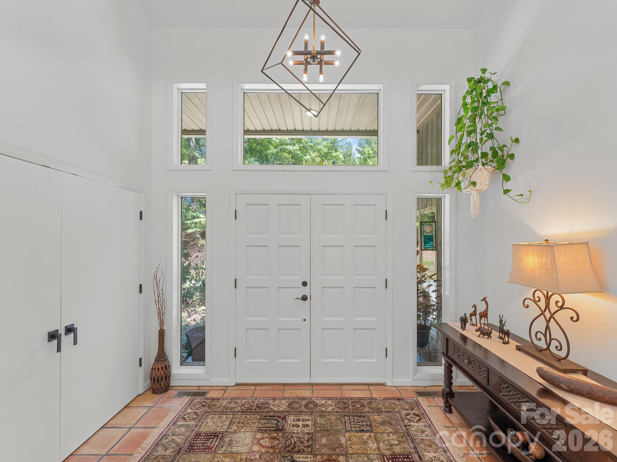 5 Jackson Grove S