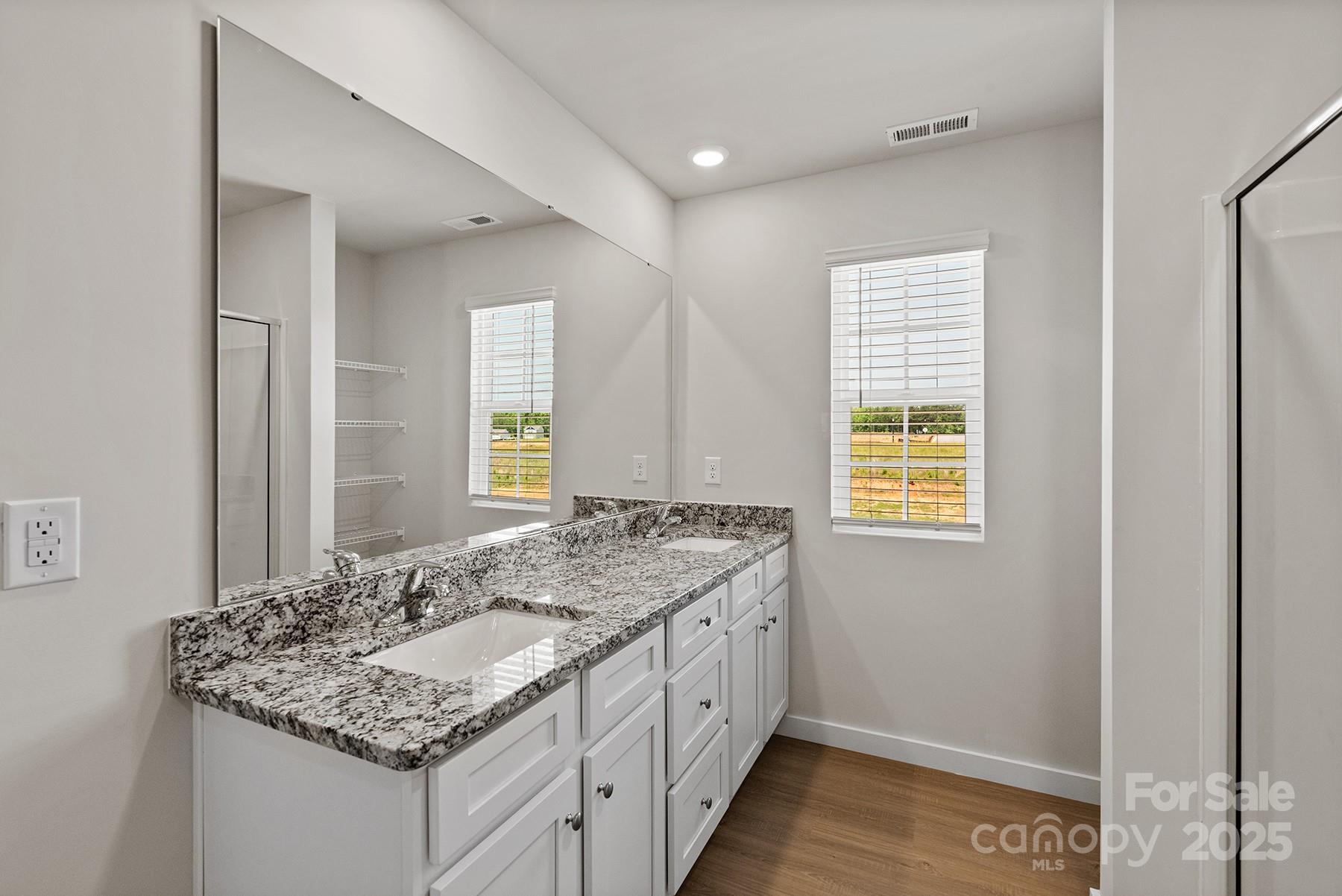 Knights Bridge - Residential