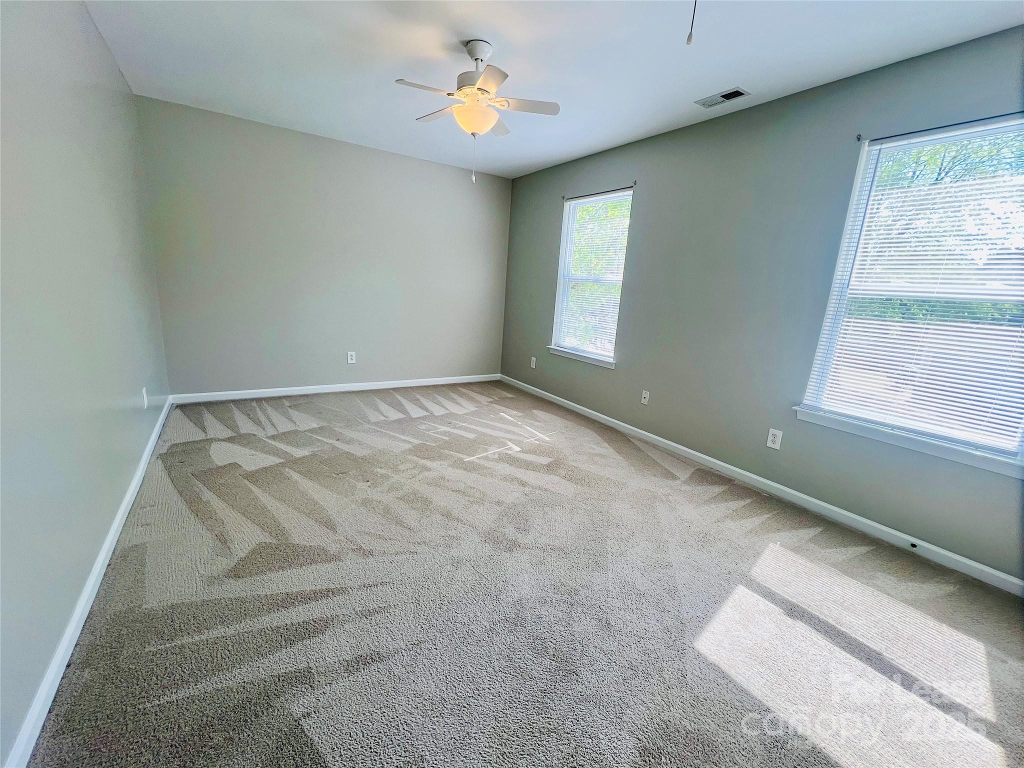 Sandy Pointe - Residential Lease