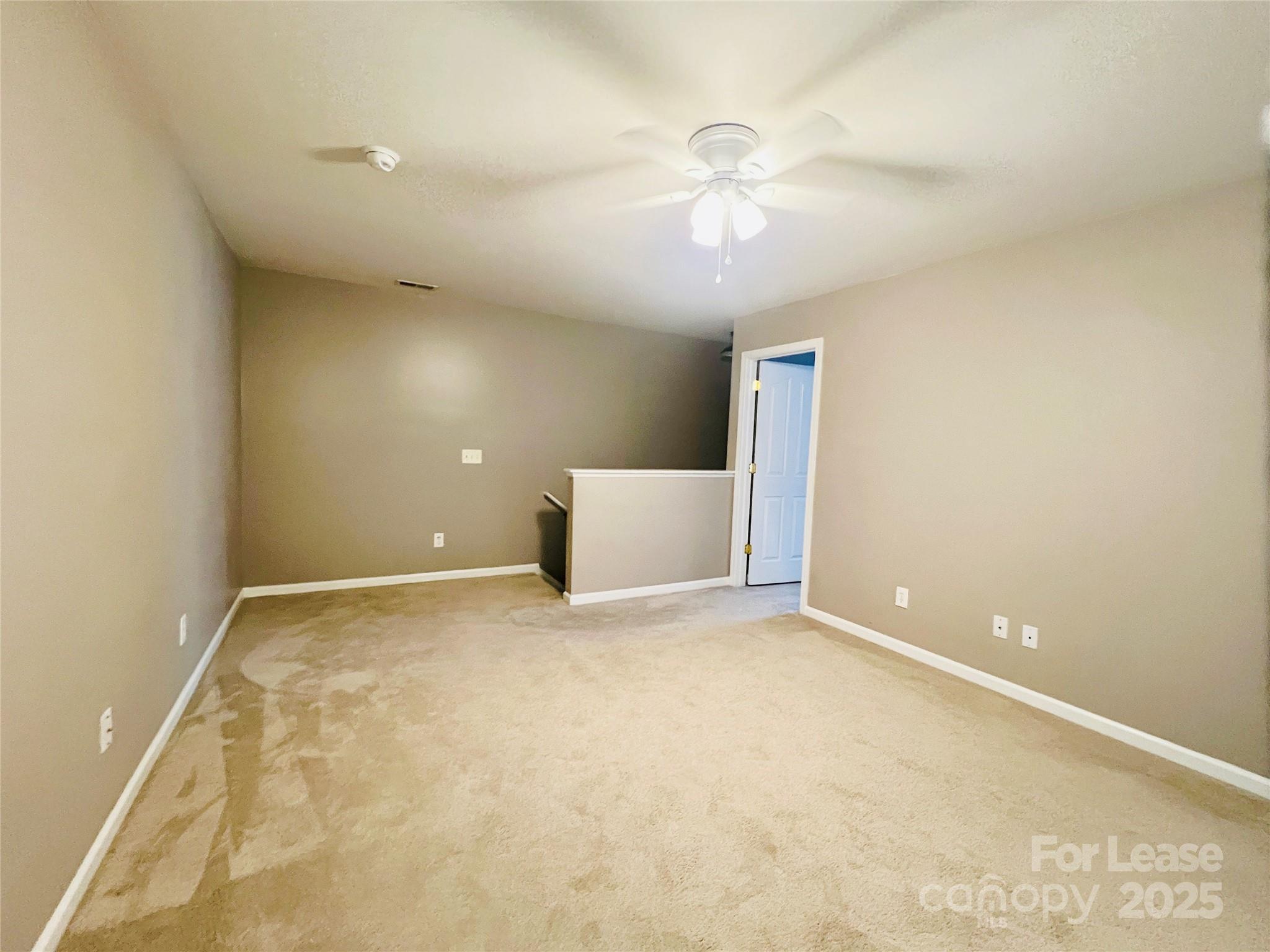 Sandy Pointe - Residential Lease