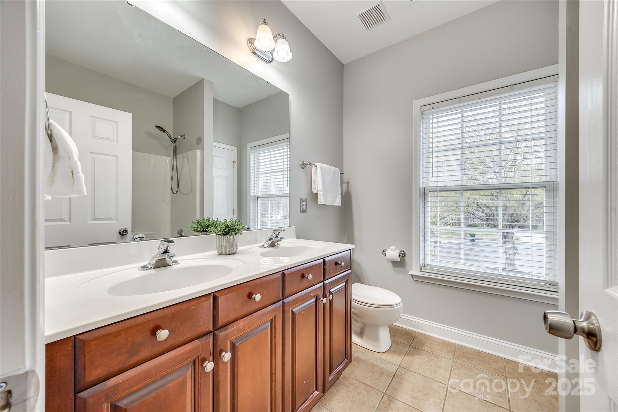 Lakeshore - Residential