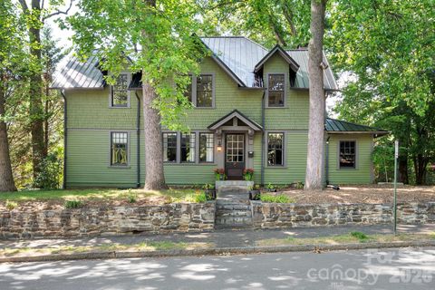 Photo of 11 Cullowhee Street, Asheville, NC 28801 (MLS # 4397859)