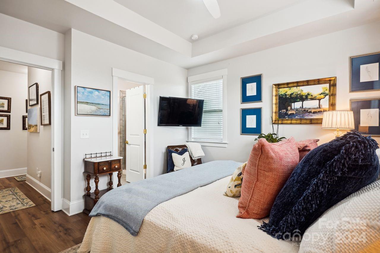 Riverwalk - Residential