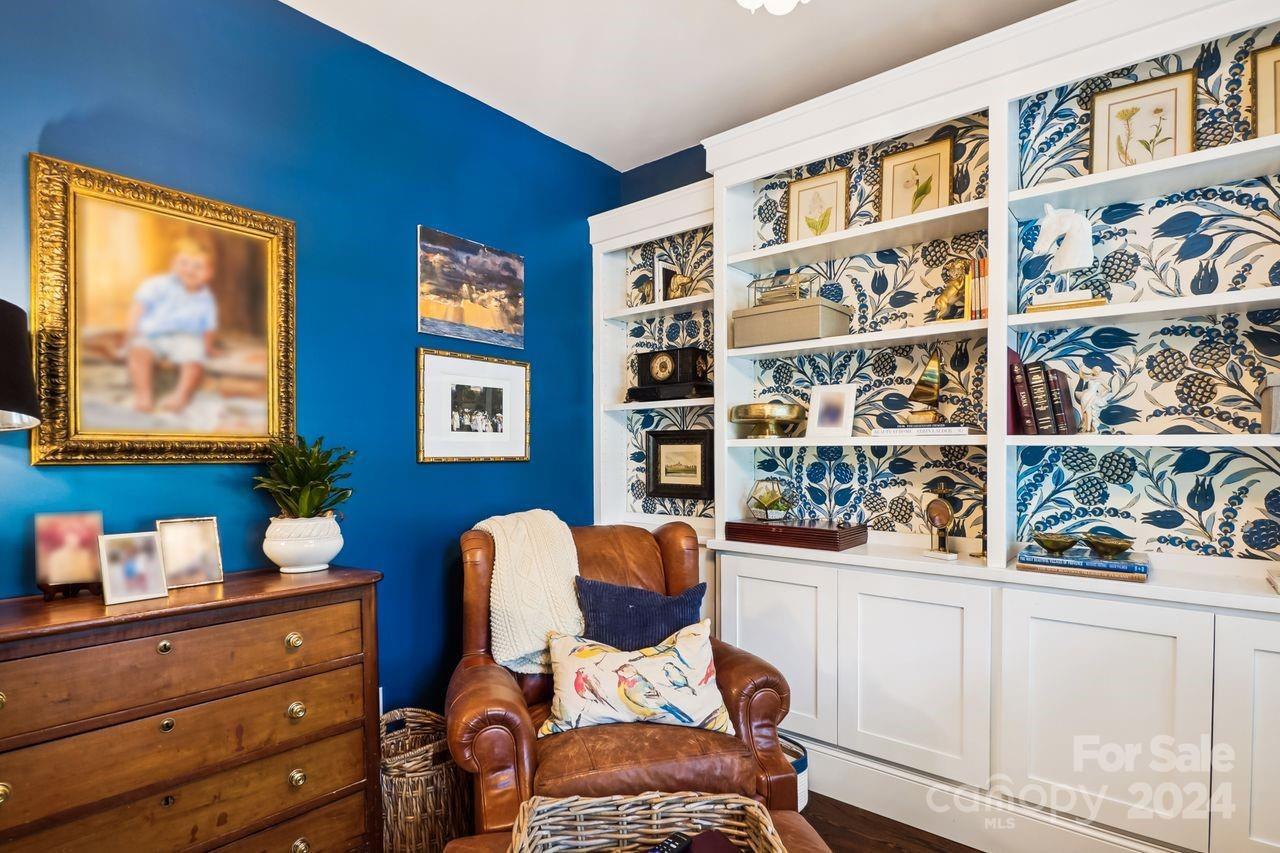 Riverwalk - Residential