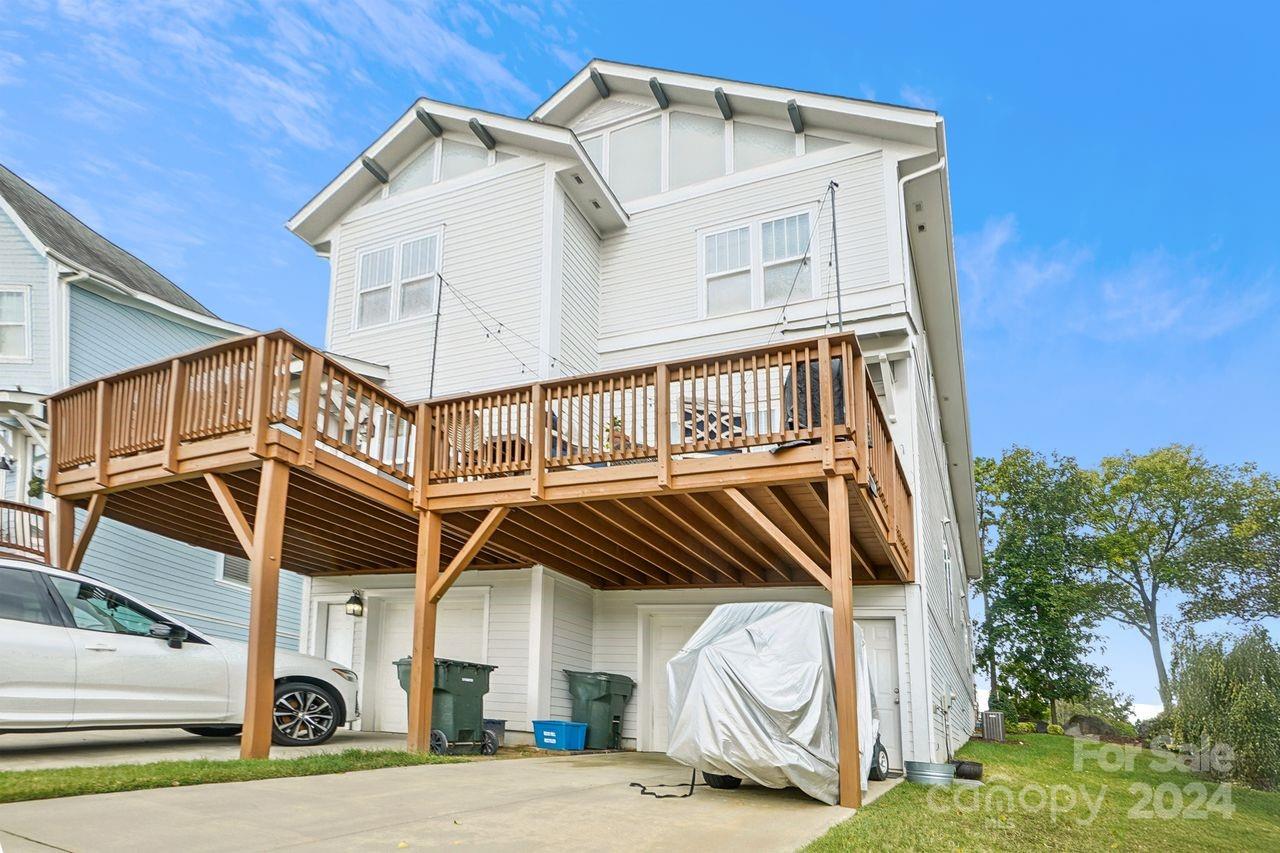 Riverwalk - Residential