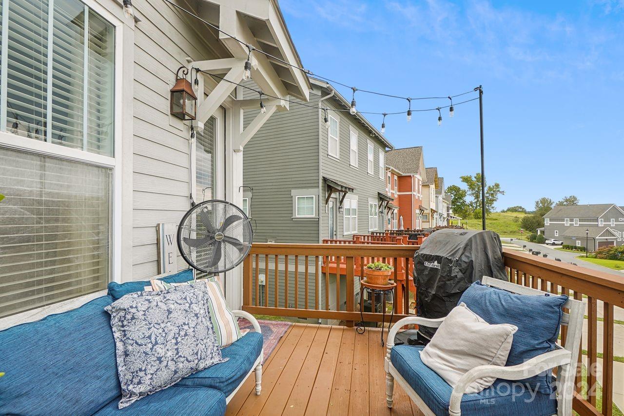 Riverwalk - Residential