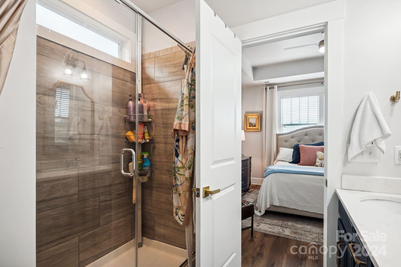 Riverwalk - Residential