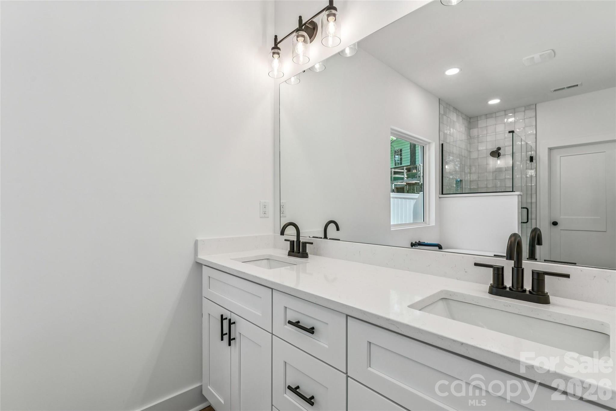 Stoneglen - Residential