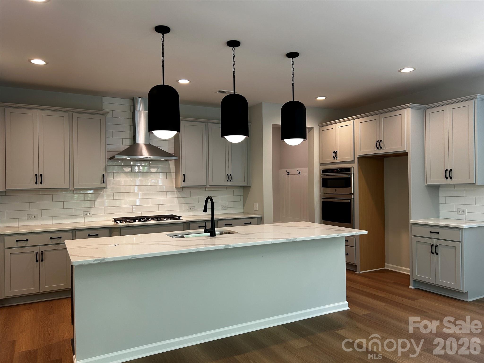 1701 Tabby Drive CAL0057