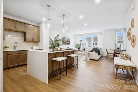 7228 Westrow Avenue 29 Charlotte NC 28278