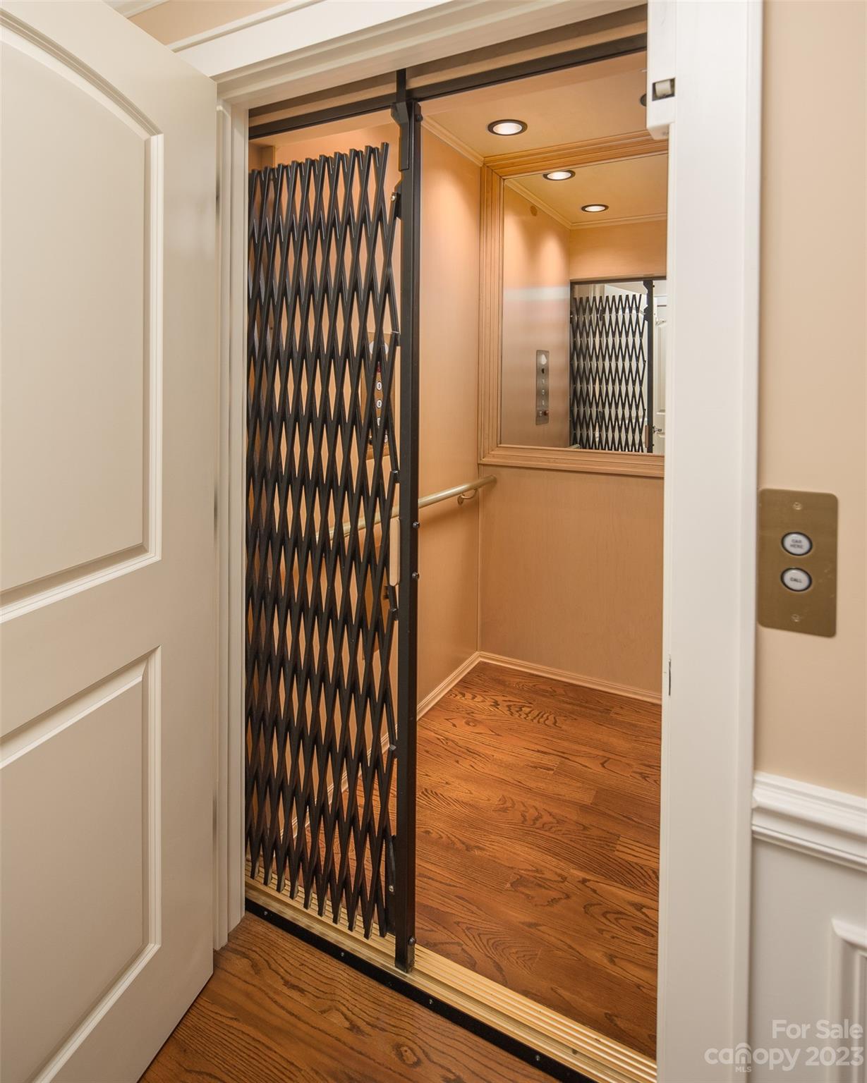 Sorrento Skies - Residential