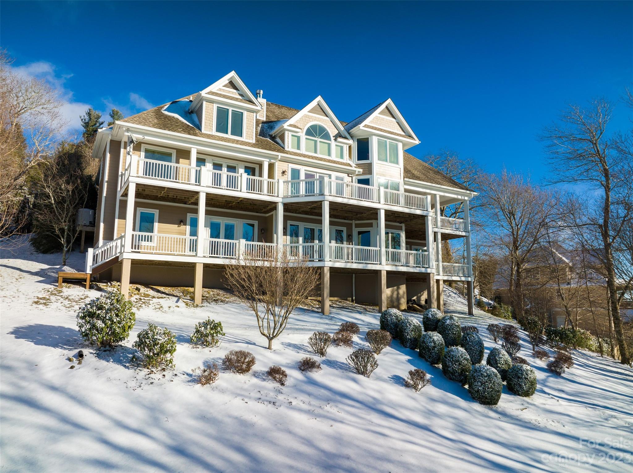 Sorrento Skies - Residential