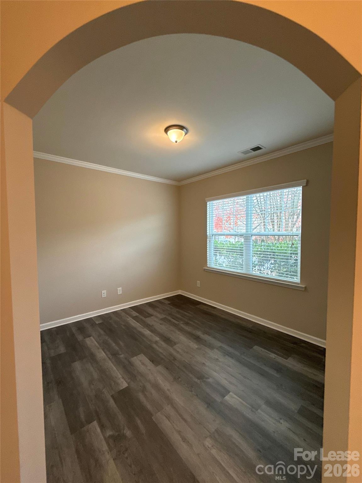 1121 Wainscott Drive