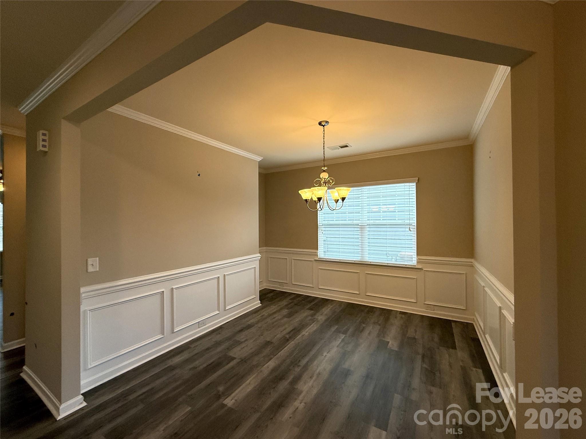 1121 Wainscott Drive