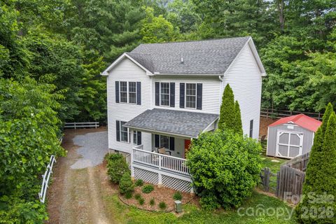 15 Asbury Cottage Drive Candler NC 28715