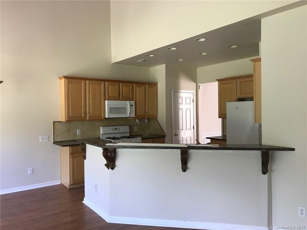 Weston Glen - Residential Lease