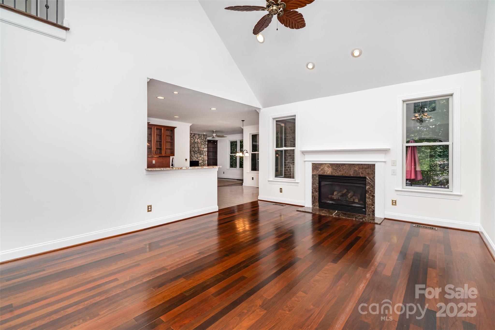 112 Eagle Chase Lane