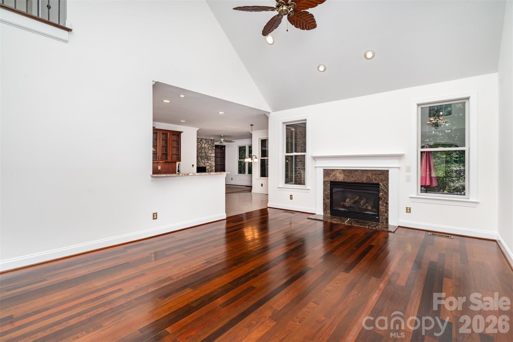 112 Eagle Chase Lane