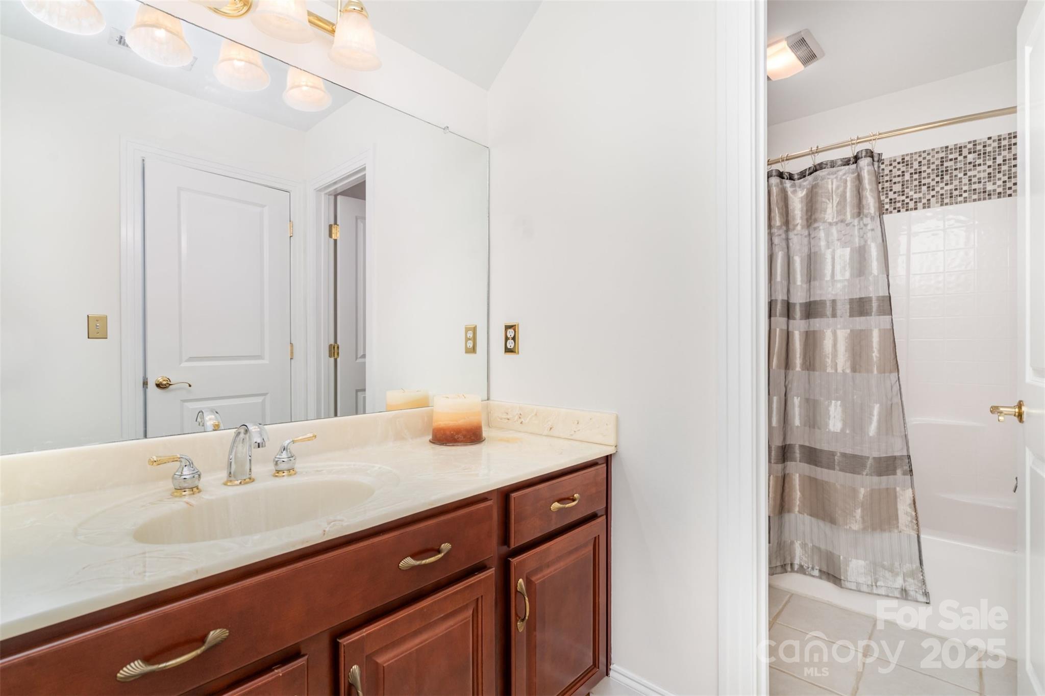 Wildlife Bay - Residential