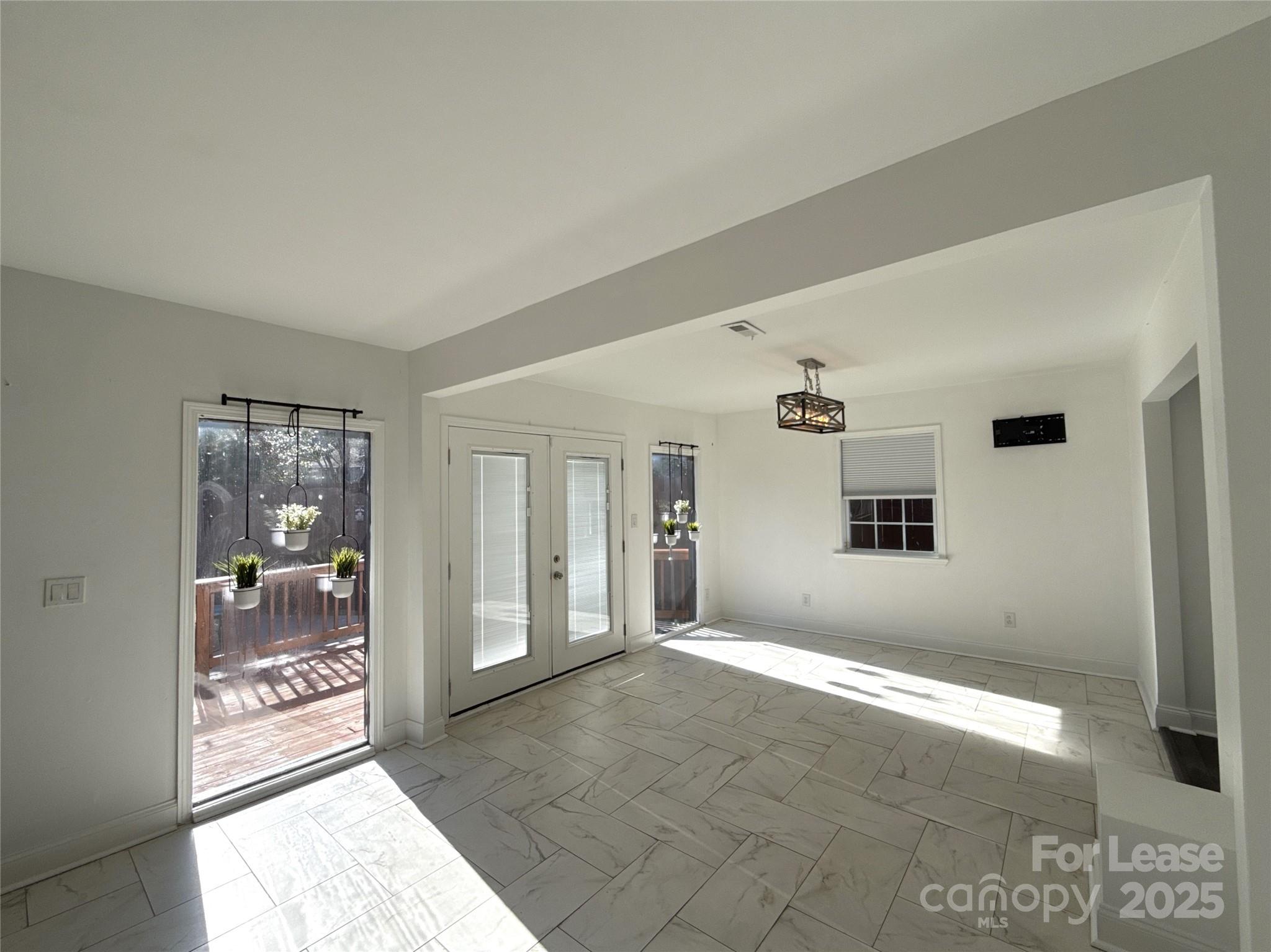 Hickory Ridge - Residential Lease