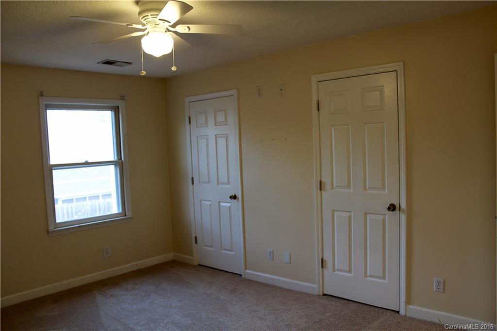 Tall Oaks - Residential