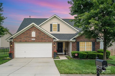 10211 Dominion Village Drive Charlotte NC 28269