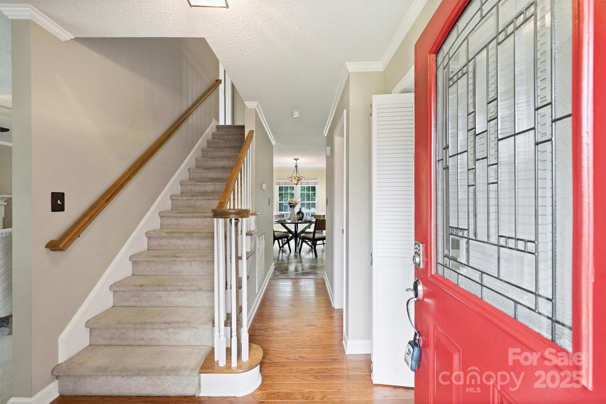 2525 Saddlehorse Lane