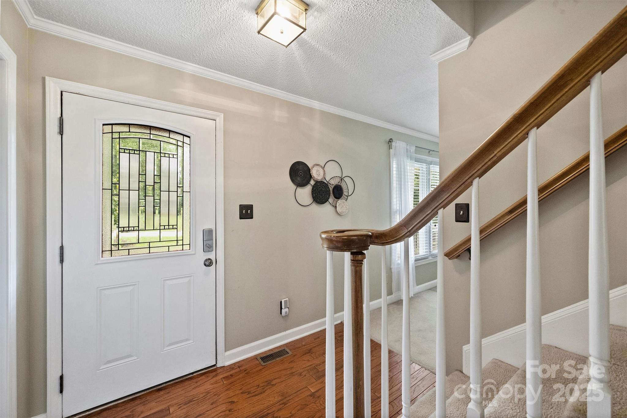 2525 Saddlehorse Lane