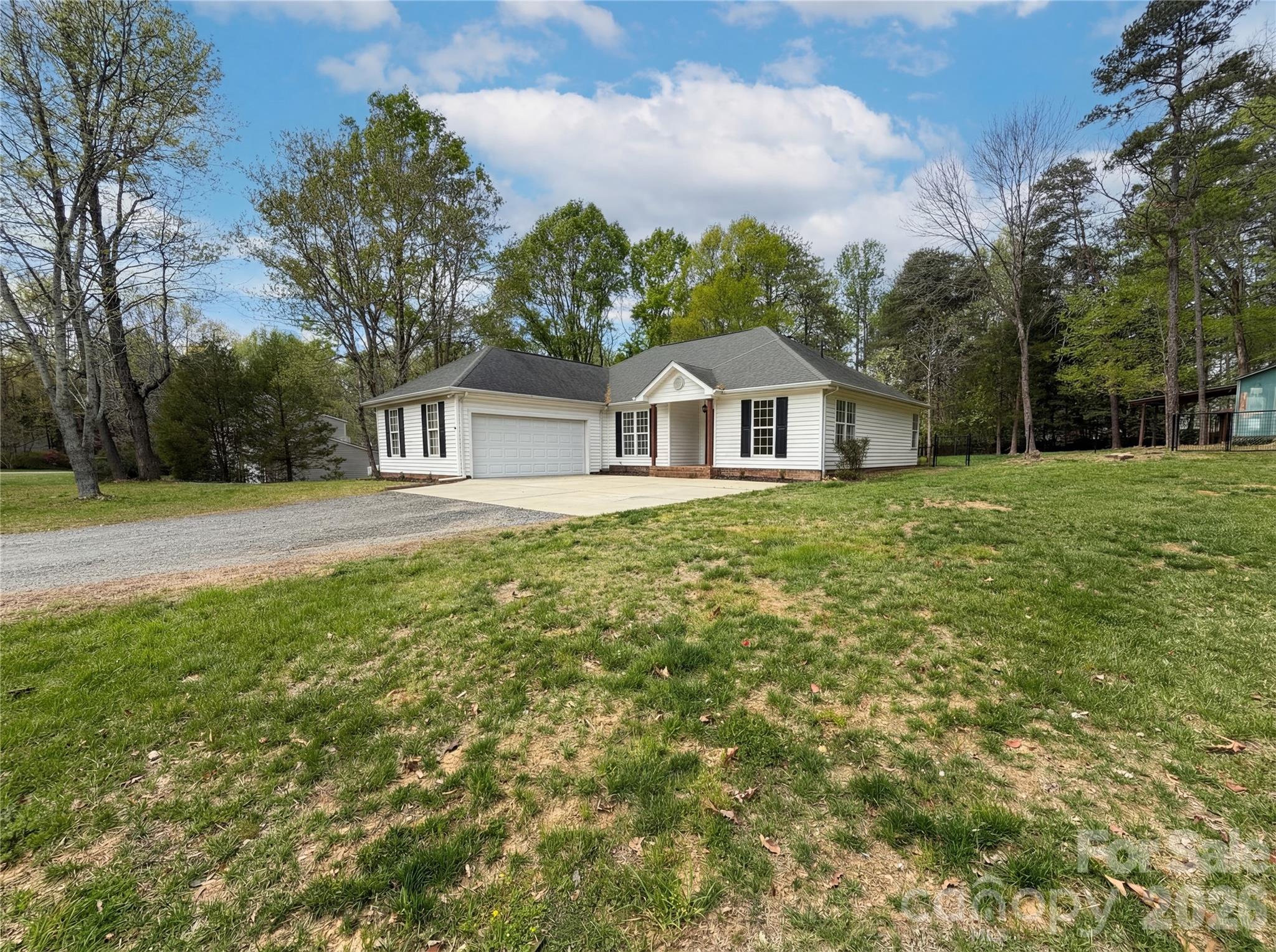 Country Knoll - Residential