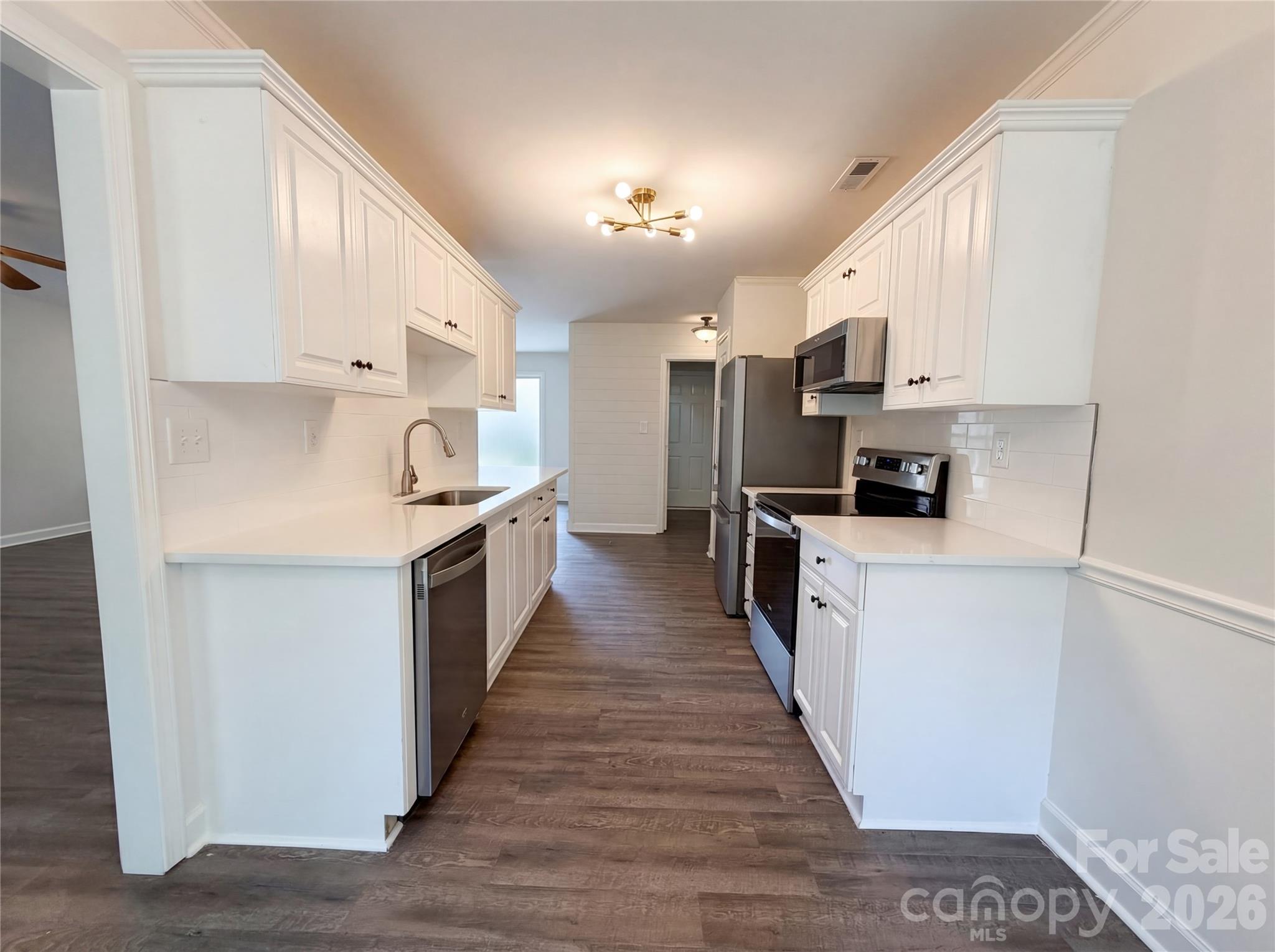 Country Knoll - Residential