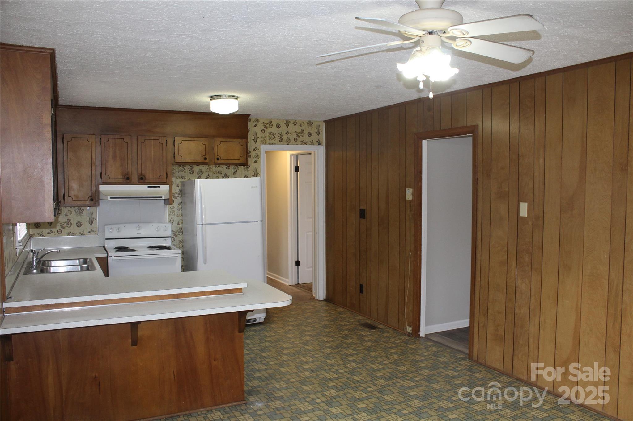 Hidden Valley - Residential