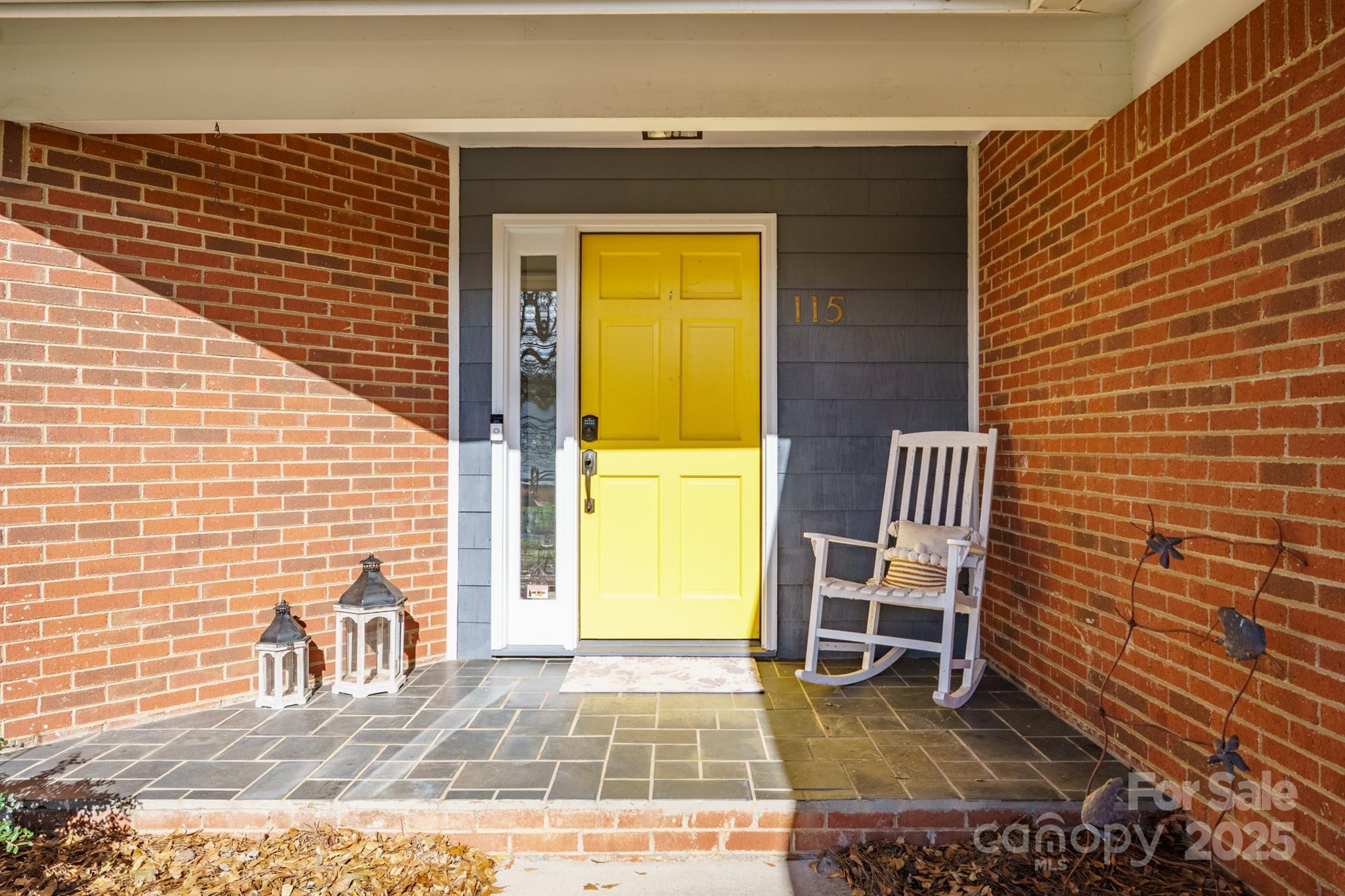 115 31st Avenue Court NE