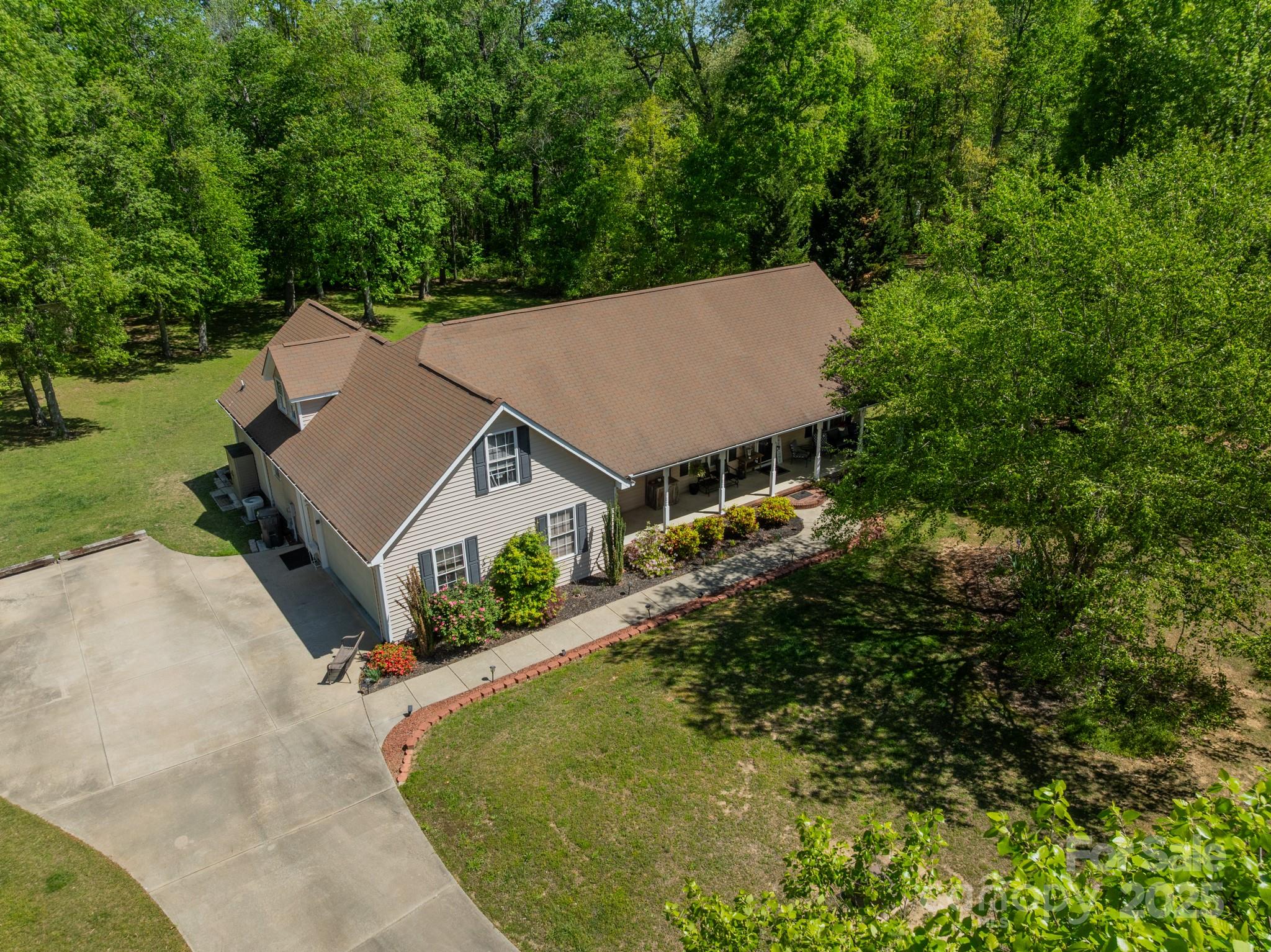 Walden Glen - Residential