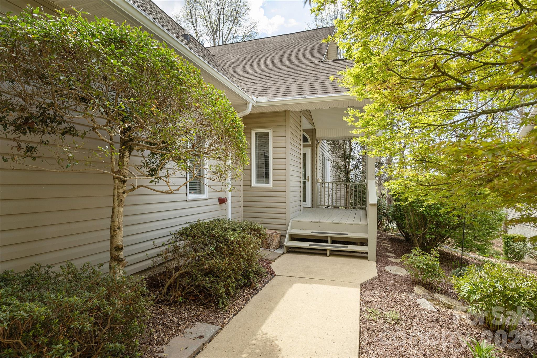2115 Cumming Woods Court