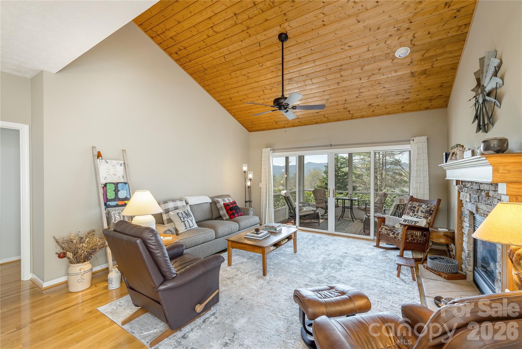 2115 Cumming Woods Court