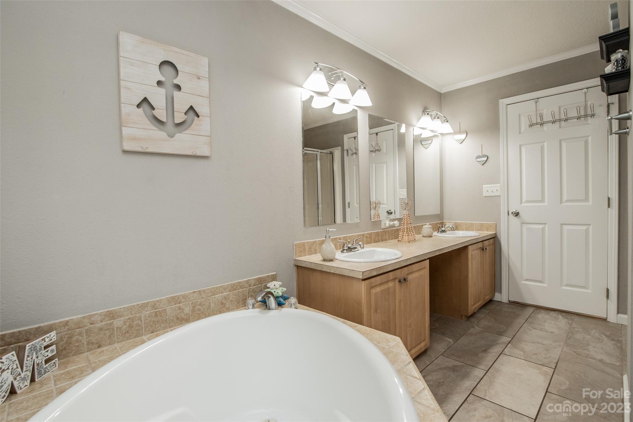 Wolf Meadow Acres - Residential