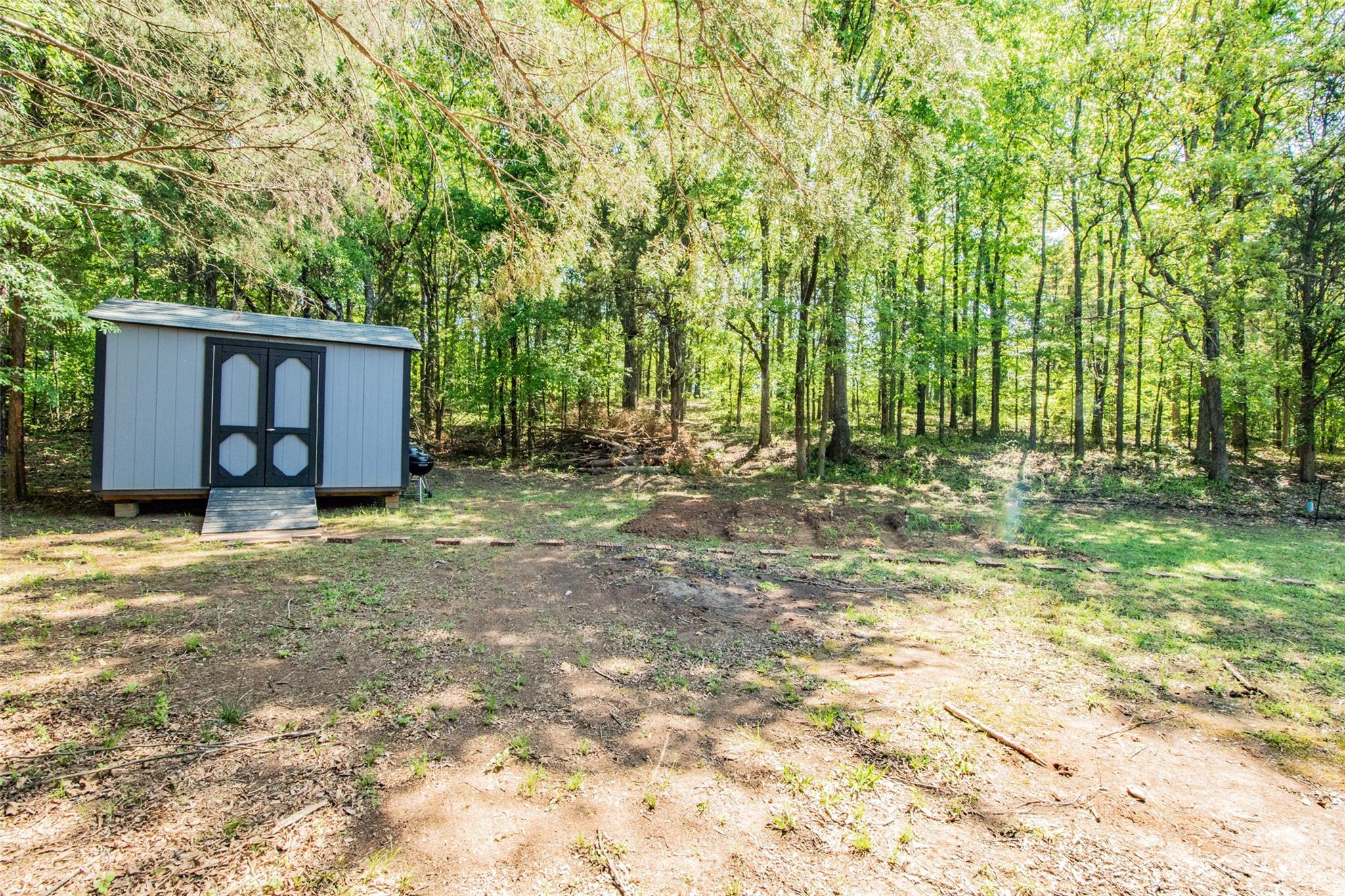 Wolf Meadow Acres - Residential