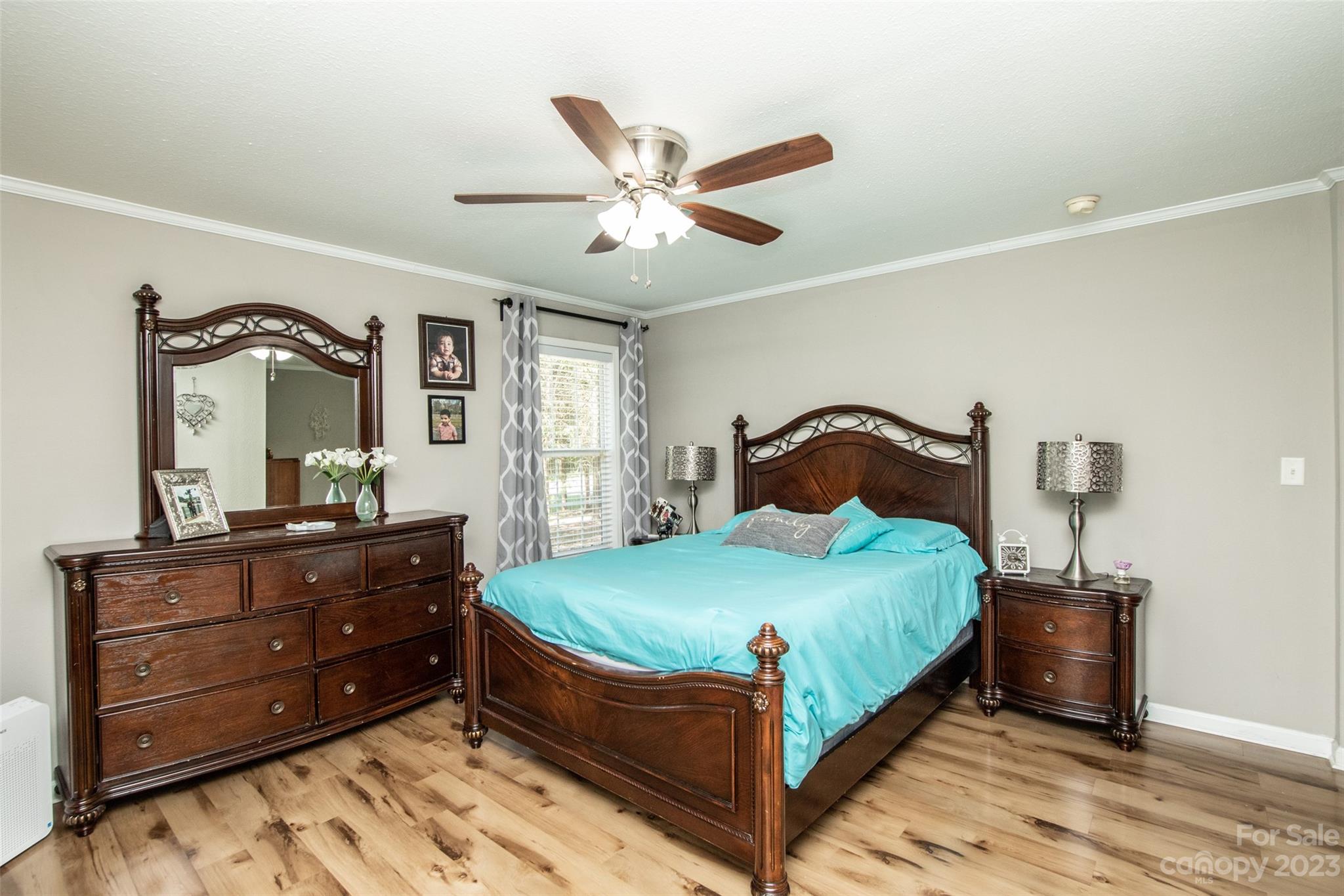 Wolf Meadow Acres - Residential