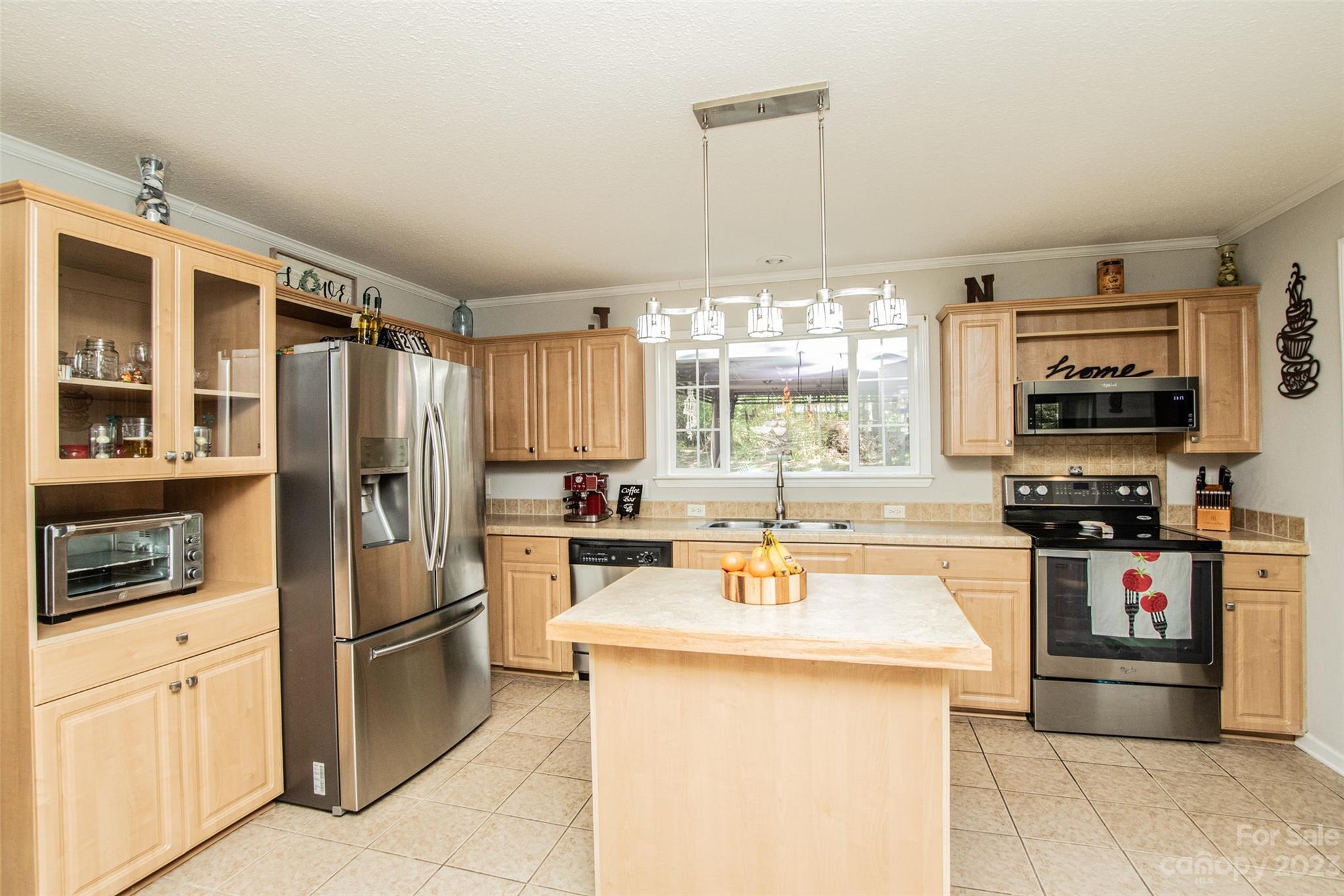 Wolf Meadow Acres - Residential