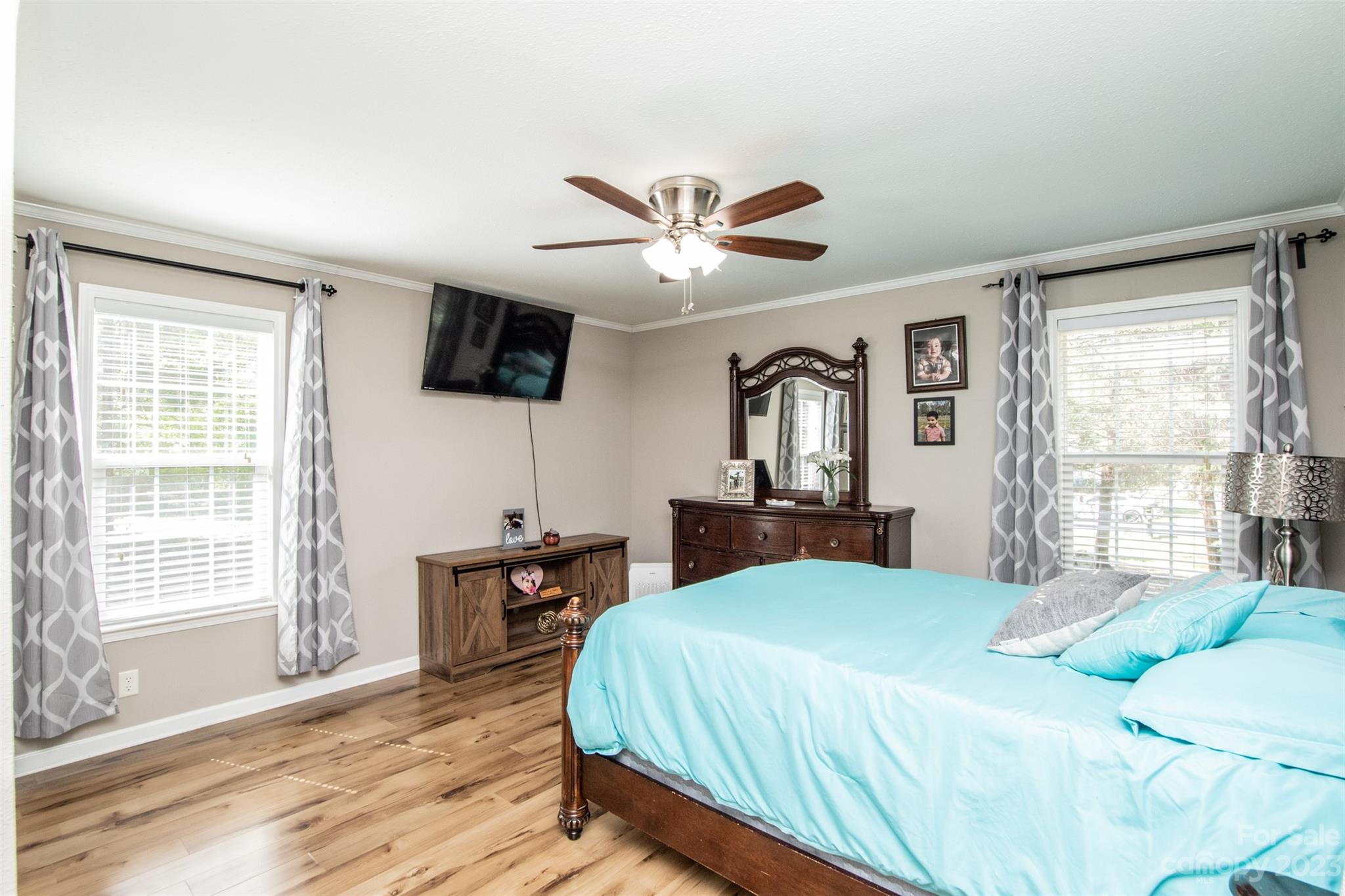 Wolf Meadow Acres - Residential