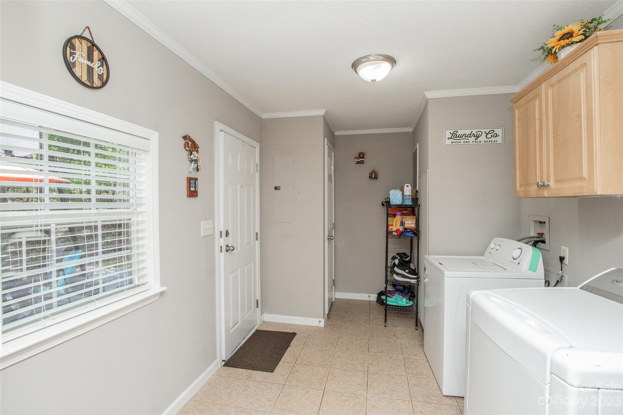 Wolf Meadow Acres - Residential