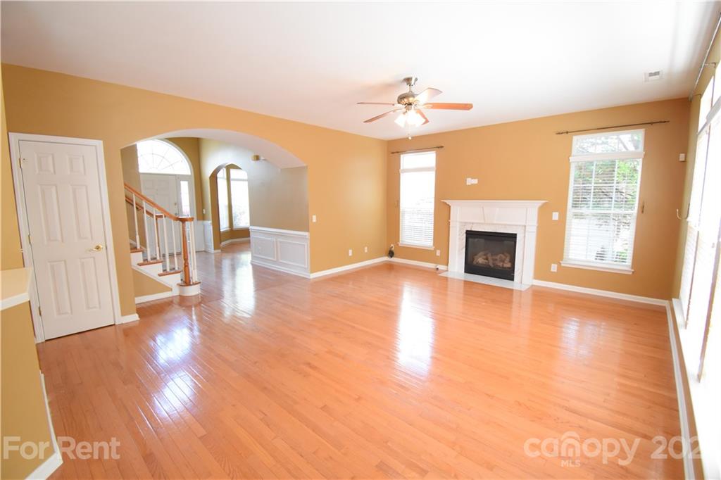Hunter Oaks - Residential Lease