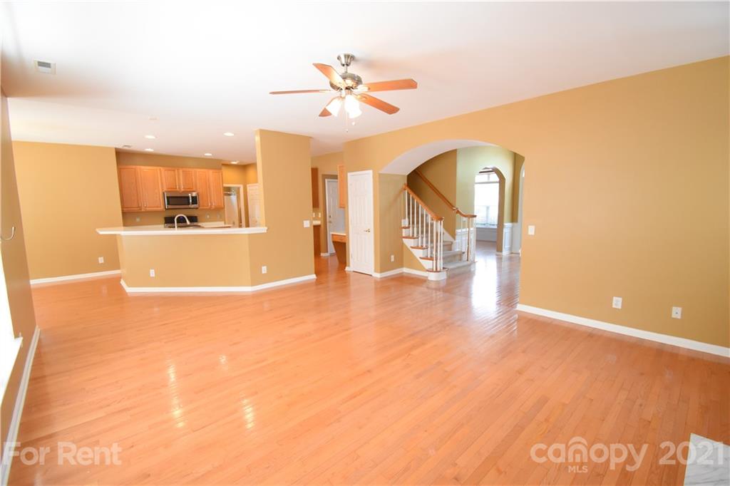Hunter Oaks - Residential Lease