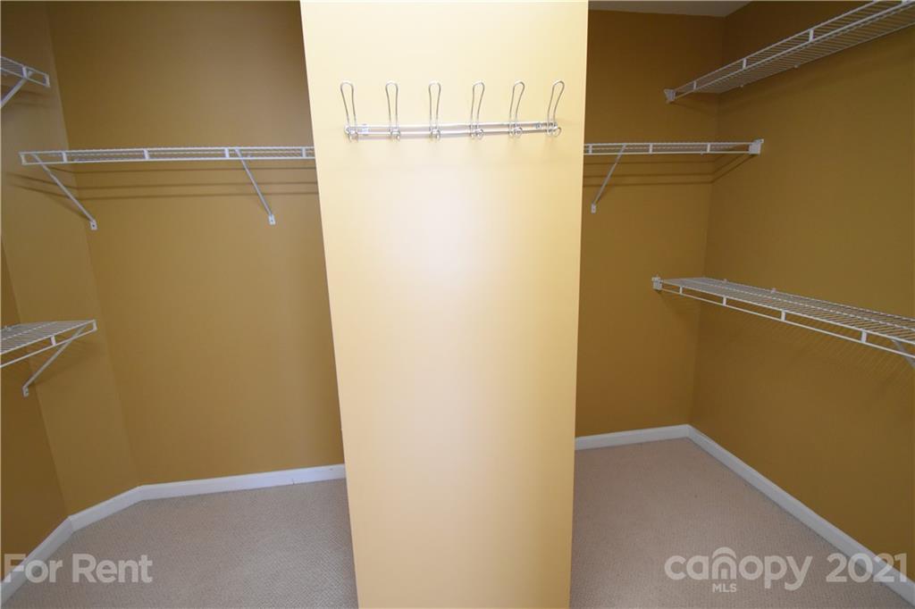 Hunter Oaks - Residential Lease