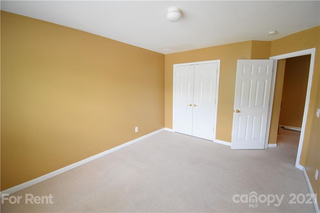 Hunter Oaks - Residential Lease