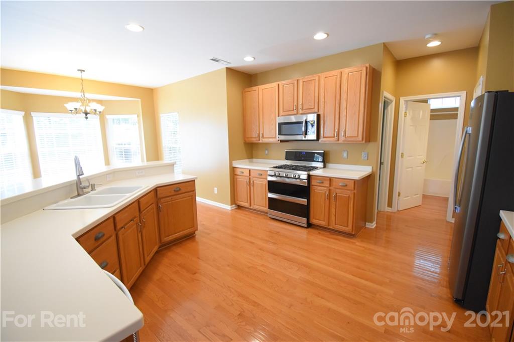 Hunter Oaks - Residential Lease